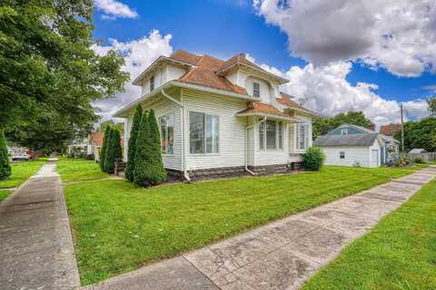 102 N Bennett Avenue, Jackson, OH 45640