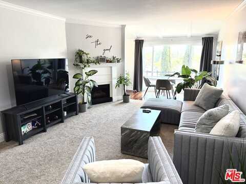 12830 Burbank Blvd, Valley Village, CA 91607