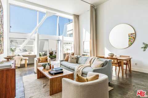 615 Hampton Dr, Venice, CA 90291
