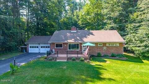 6 Pinewood Court, Ballston, NY 12027