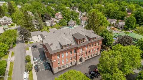 77 Van Dam Street, Saratoga Springs, NY 12866