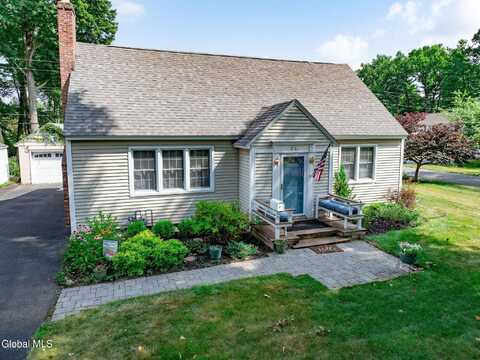 24 Greenleaf Drive, Bethlehem, NY 12054