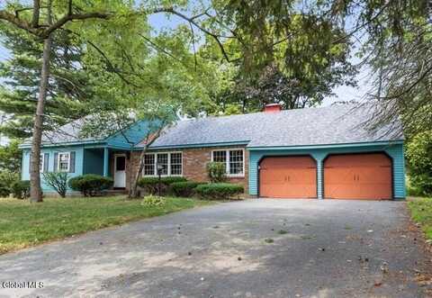 66 Pheasant Ridge Drive, Colonie, NY 12211