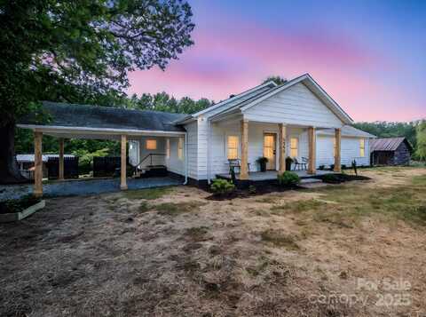 5990 S Nc 9 Highway, Tryon, NC 28782
