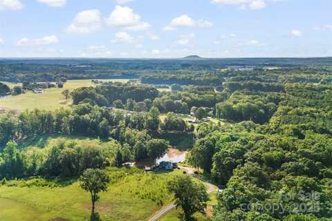 358 Lucille Road, Bessemer City, NC 28016