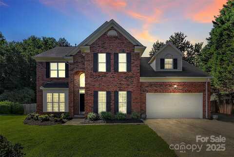 8808 Orchid Place, Charlotte, NC 28277
