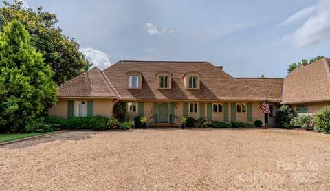 144 Silver Fox Lane, Tryon, NC 28782