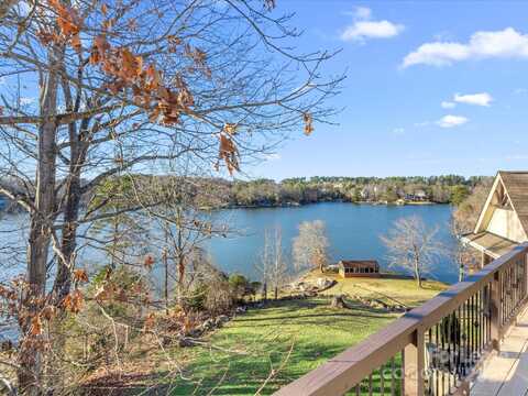 2816 Inlet Shore Drive unit: 1, Fort Mill, SC 29708