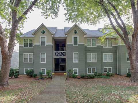 19827 Henderson Road unit: B, Cornelius, NC 28031