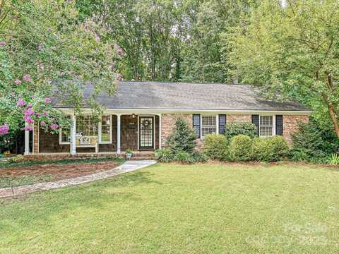 4008 Sulkirk Road, Charlotte, NC 28210