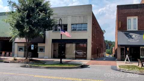 120 W Broad Street, Statesville, NC 28677