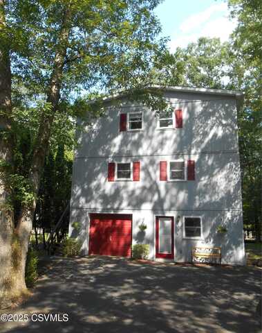 162 EDGE ROCK Drive, Drums, PA 18222
