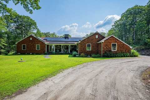 126 Behrens Road, New Hartford, CT 06057