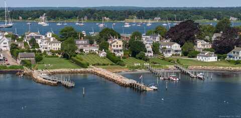 11 Main Street, Stonington, CT 06355