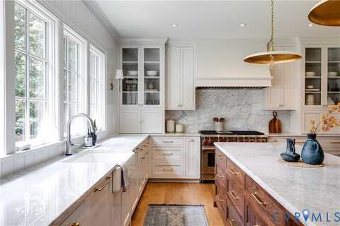 966 Hermitage Road, Manakin Sabot, VA 23103
