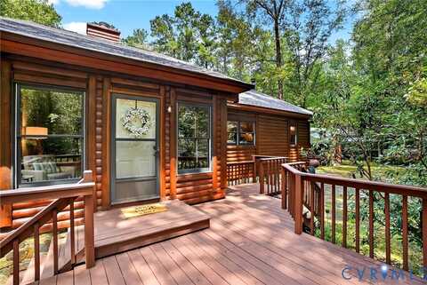 77 Go Away Lane, Hartfield, VA 23071