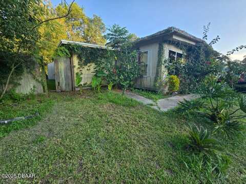 4153 Woodland Circle, DeLand, FL 32724