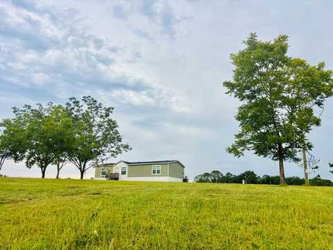 423 Fort Valley Road, Douglas, GA 31535