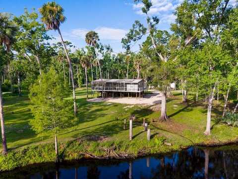 494 721st St, Steinhatchee, FL 32359