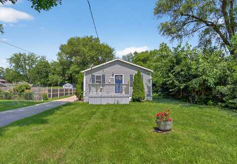 344 E Titus Avenue, Des Moines, IA 50315