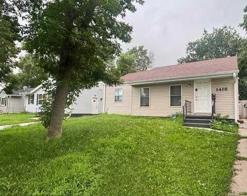 1418 E 17th Street, Des Moines, IA 50316