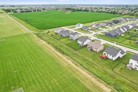 1819 8th Avenue SE, Altoona, IA 50009