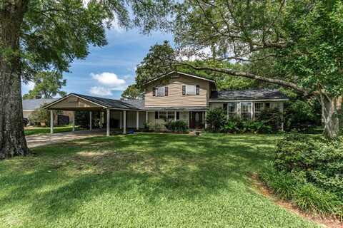 631 NE Country Club Avenue, Fort Walton Beach, FL 32547