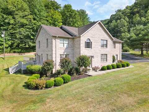 10 Windy Brook Lane, Banner, KY 41603