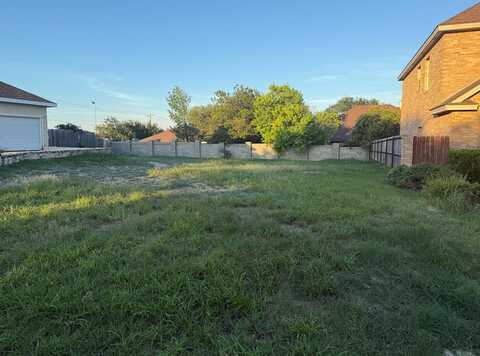 1674 Rosewood Drive, Eagle Pass, TX 78852