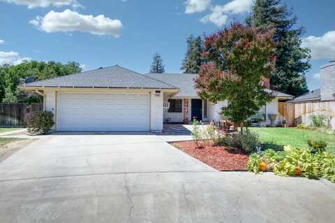 1390 Filbert Avenue, Clovis, CA 93611