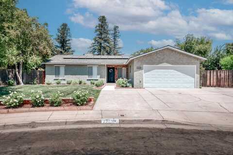 2203 Purdue Avenue, Clovis, CA 93611