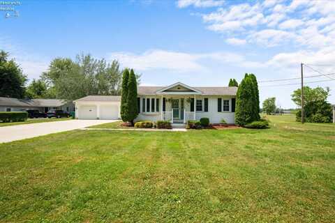 2858 N Downing Road, Genoa, OH 43430