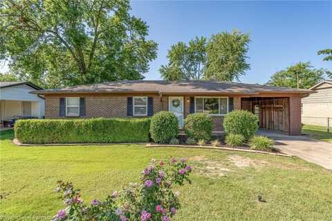 25 Sixth ST, Charleston, AR 72933