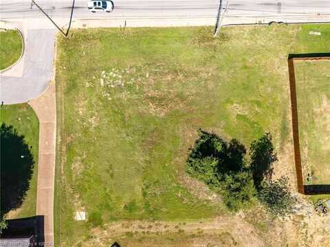 2807 Jenny Lind RD, Fort Smith, AR 72903