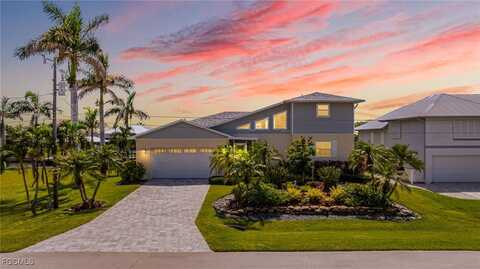 2372 Cherimoya Lane, Saint James City, FL 33956