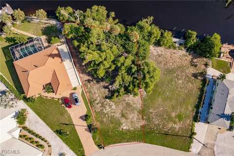 5262 Genesee Parkway, Bokeelia, FL 33922
