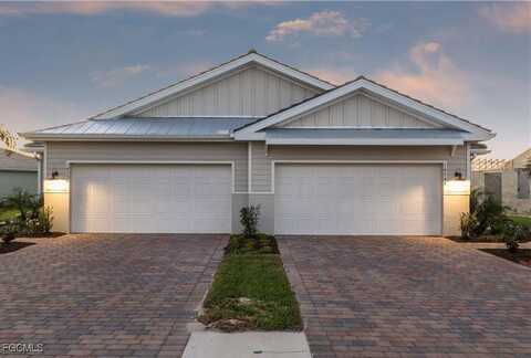 14594 Edgewater Circle, Naples, FL 34114