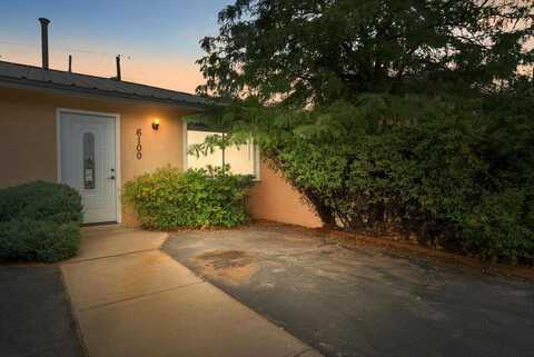 6100 CALLE NUEVE NW, Albuquerque, NM 87107