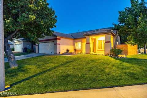 2056 Brennan Court, Lancaster, CA 93536