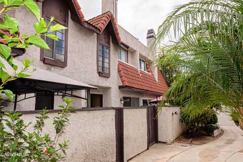 12330 Osborne Street, Pacoima, CA 91331