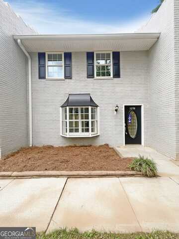 1098 Eastview, Conyers, GA 30012