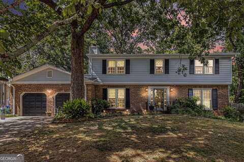 4438 Woodland Forest, Stone Mountain, GA 30083