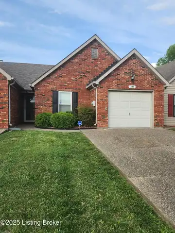142 Flintstone Ct, Shepherdsville, KY 40165