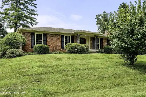 7412 Springvale Dr, Louisville, KY 40241