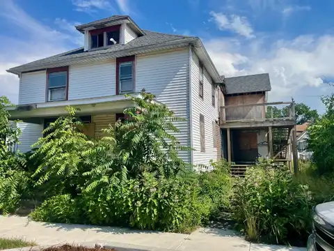 210 W 11th Street, Michigan City, IN 46360