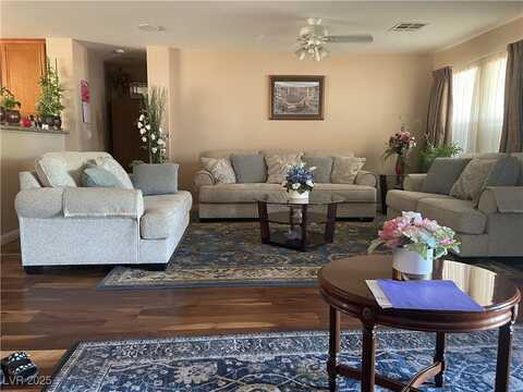 5518 Moncinna Street, Las Vegas, NV 89118