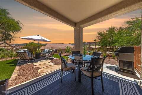 550 S Kings Links Street, Henderson, NV 89012