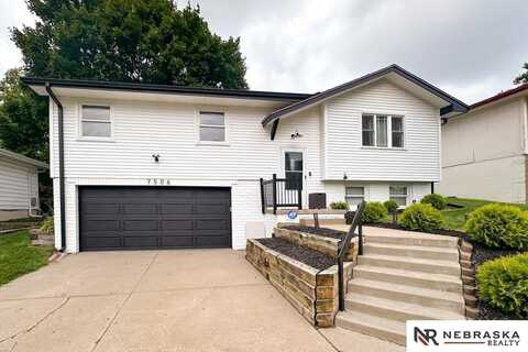 7506 Ivy Lane Drive, La Vista, NE 68128