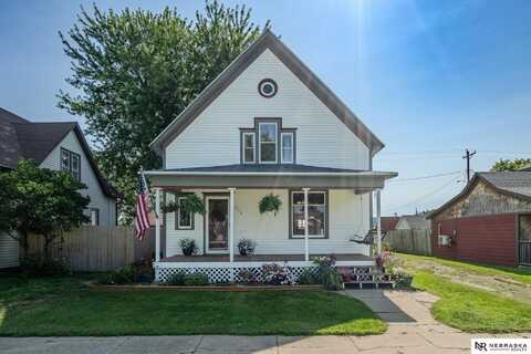 208 N Myrtle Street, Hooper, NE 68031
