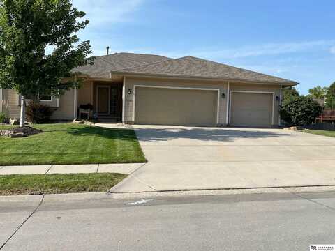 17110 Palisades Drive, Omaha, NE 68136